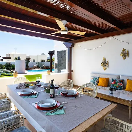 Montanablanca Private Heated Pool & Stunning Views Vila